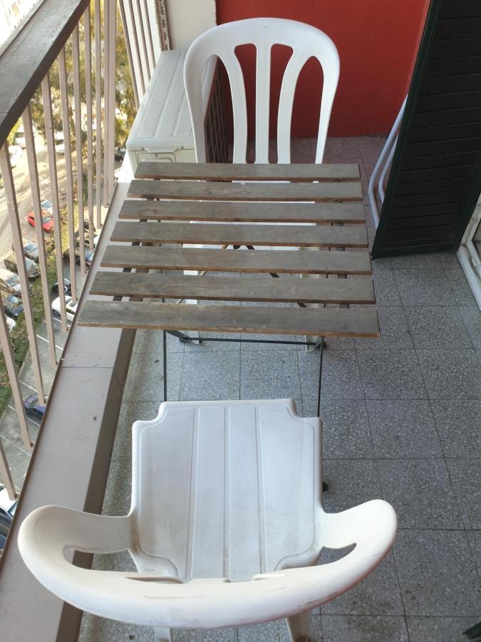 New Cheap Private Room, Kitchen , Overwieuw Sea,tram On Spot, 12 Minutes From Train Station With Tram , In 17 Min Tram , Privee Pas Cher, Cuisine Equipee , Tram Sur Place, Apercu Mer, 12 Min De La Gare De Avec Le Tram, 17 Min Nizza