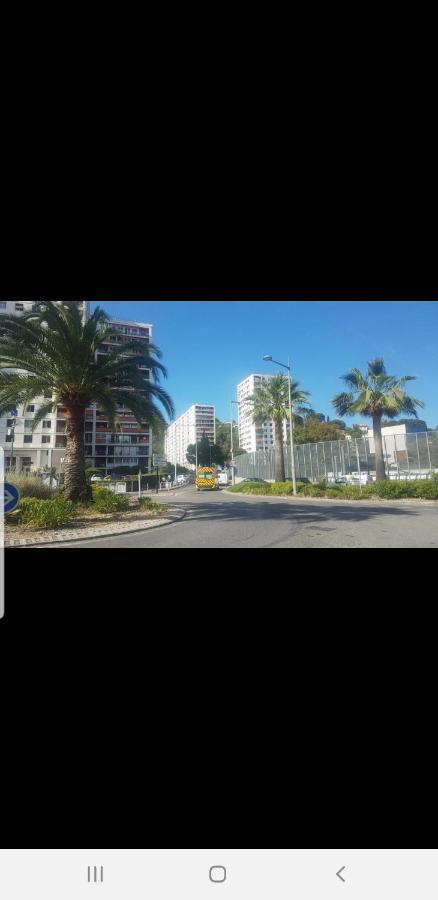 New Cheap Private Room, Kitchen , Overwieuw Sea,tram On Spot, 12 Minutes From Train Station With Tram , In 17 Min Tram , Privee Pas Cher, Cuisine Equipee , Tram Sur Place, Apercu Mer, 12 Min De La Gare De Avec Le Tram, 17 Min Frühstückspension